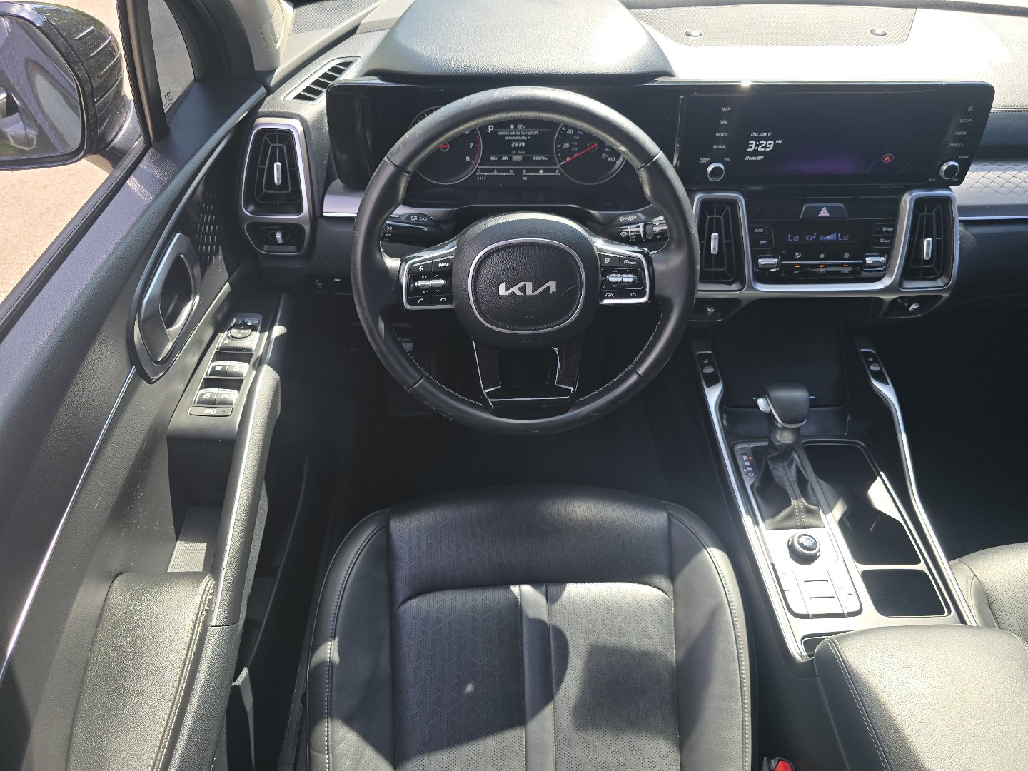 Used 2023 Kia Sorento S FWD image 24