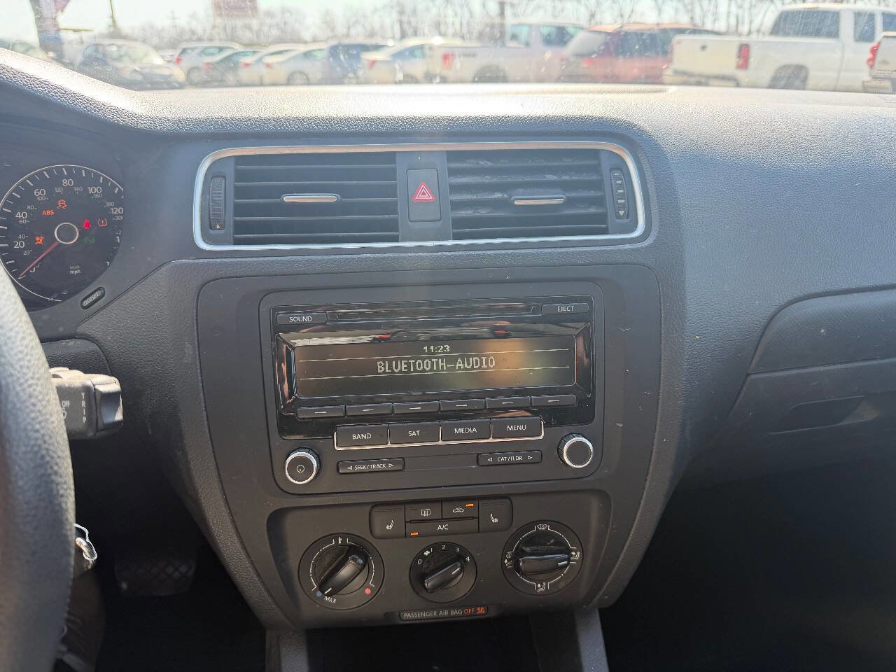 Used 2014 Volkswagen Jetta TDI image 15