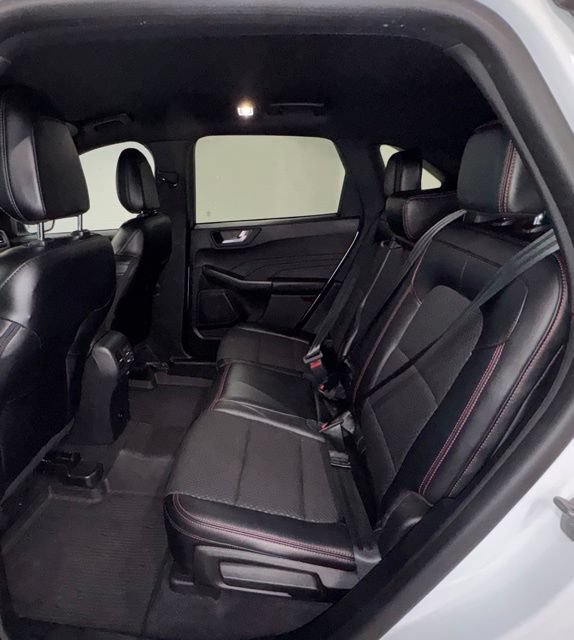 Used 2023 Ford Escape ST-Line AWD/4WD image 12