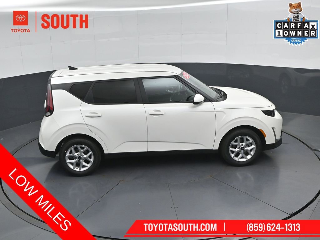 Used 2025 Kia Soul LX w/ LX Technology Package FWD image 40