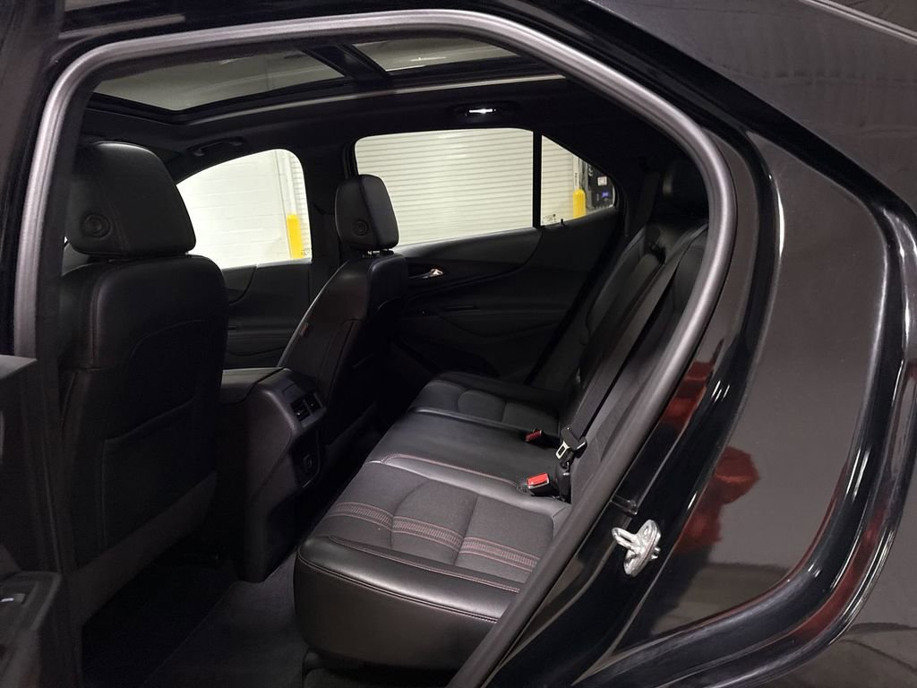 Used 2023 Chevrolet Equinox RS image 23