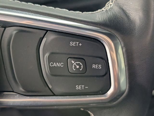 Used 2023 Jeep Wrangler Unlimited Sahara w/ Cold Weather Group image 15