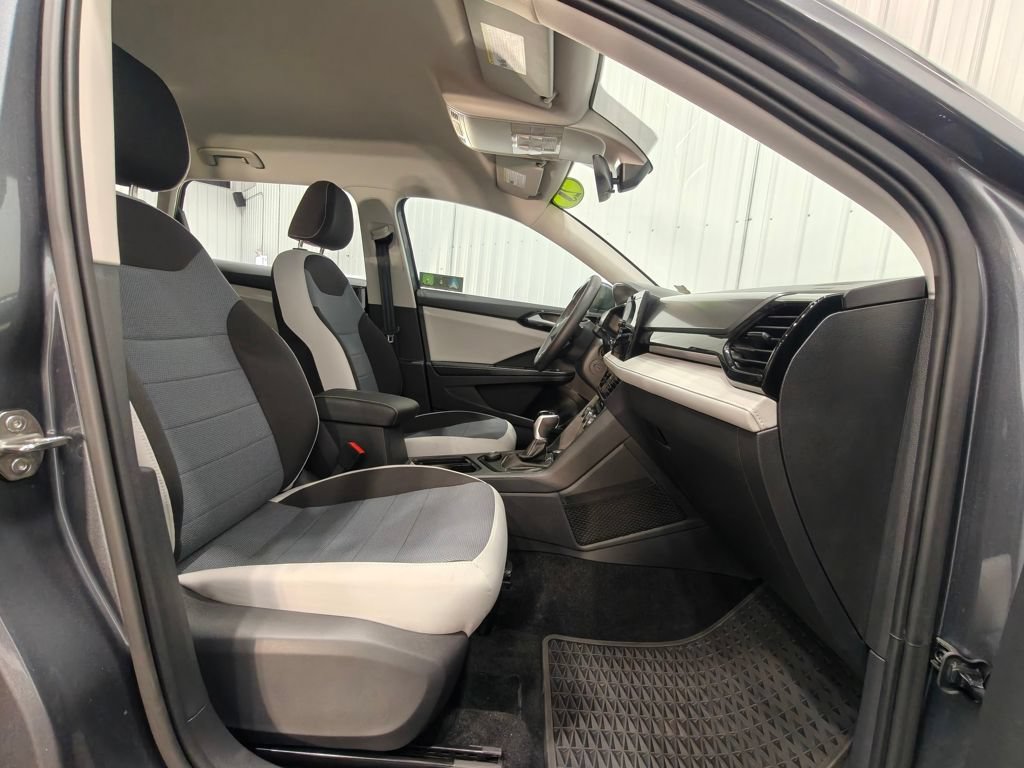 Used 2025 Volkswagen Taos S AWD/4WD image 22