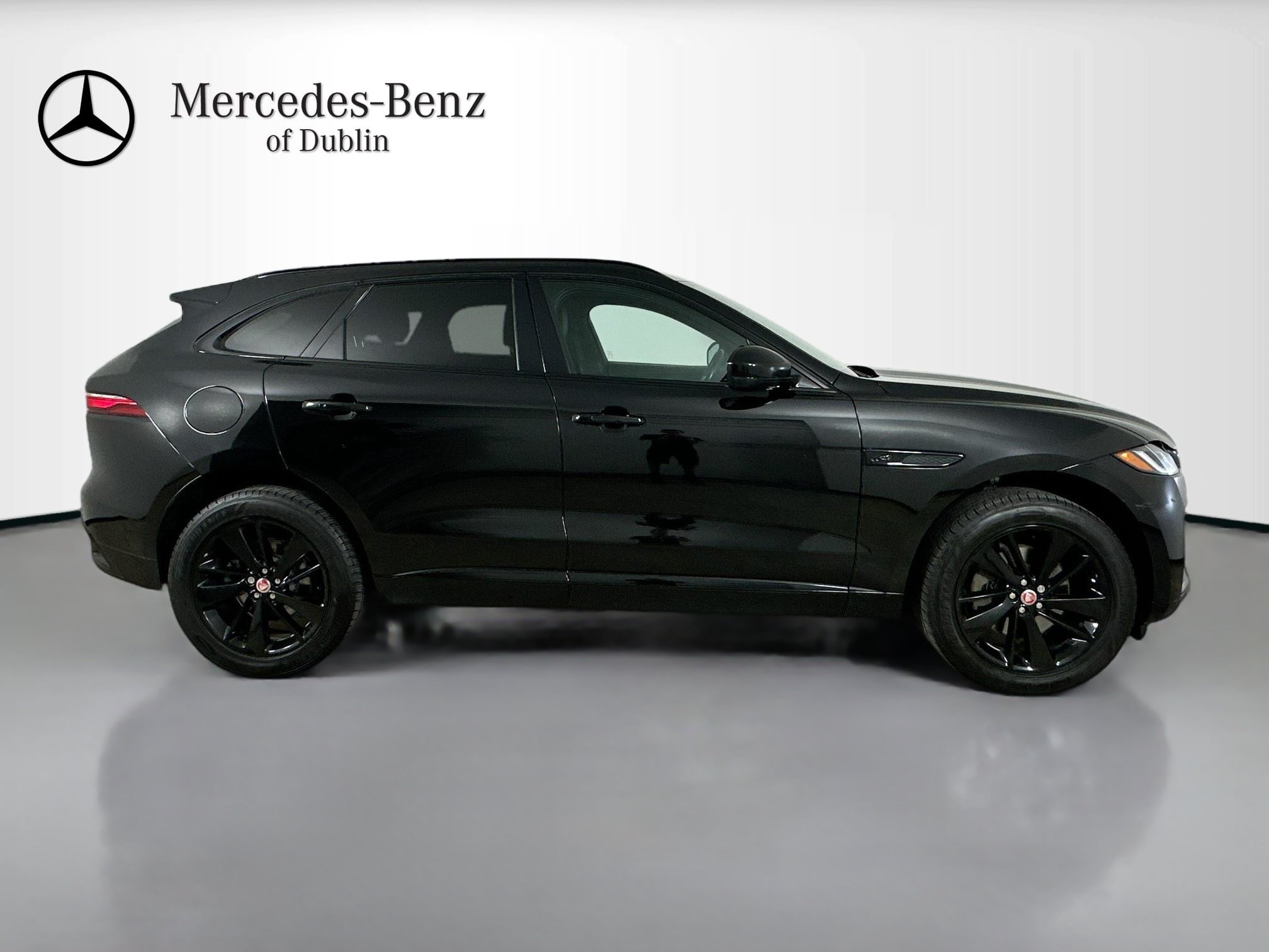 Used 2022 Jaguar F-PACE S AWD/4WD image 4