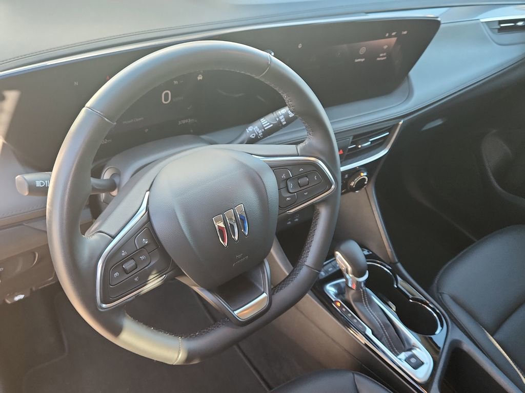Used 2024 Buick Encore GX Sport Touring image 9
