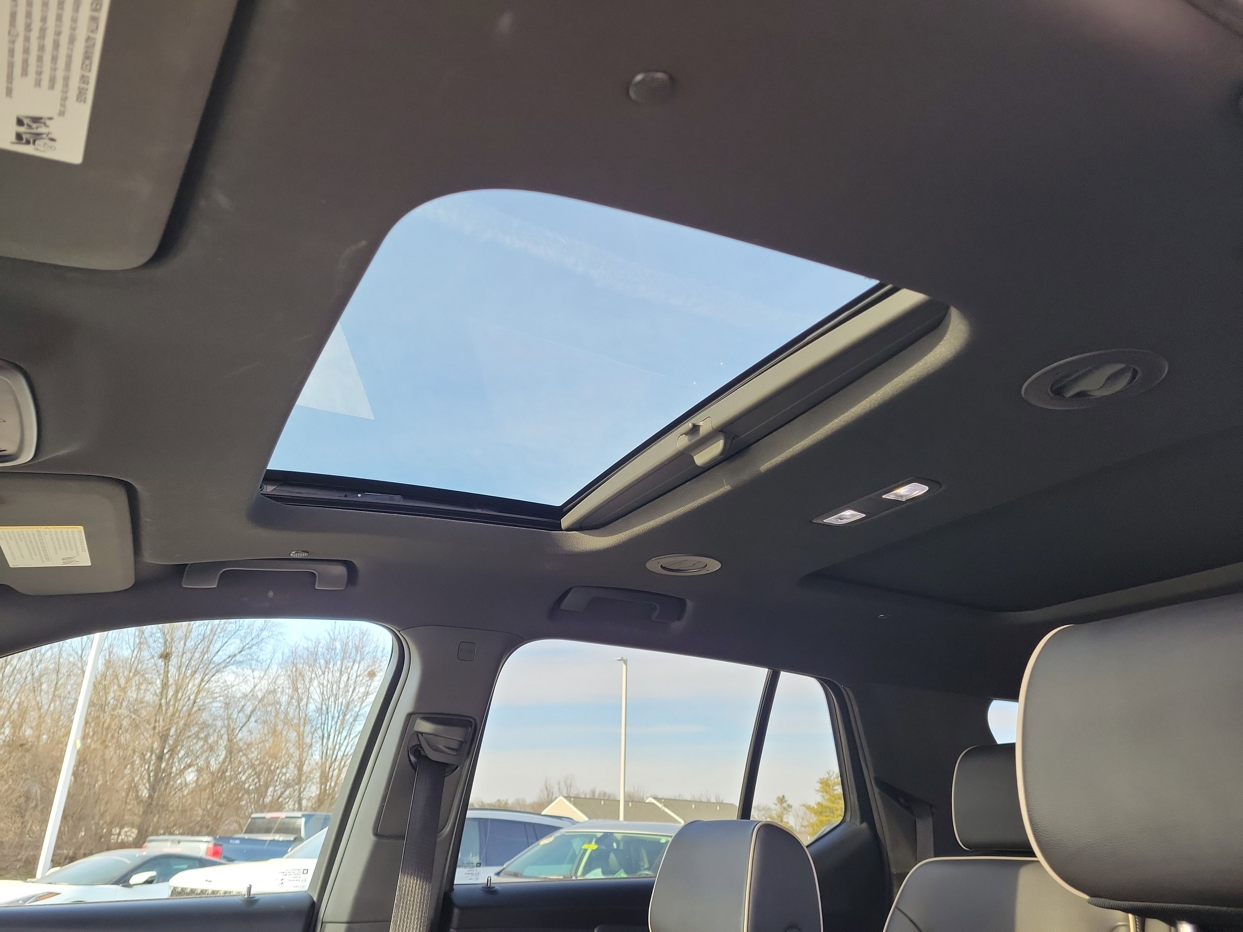 Used 2022 Chevrolet Traverse Premier w/ LPO, Floor Liner Package image 17