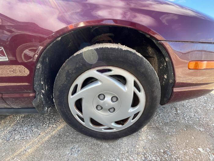 Used 2001 Saturn S-Series SL2 image 19