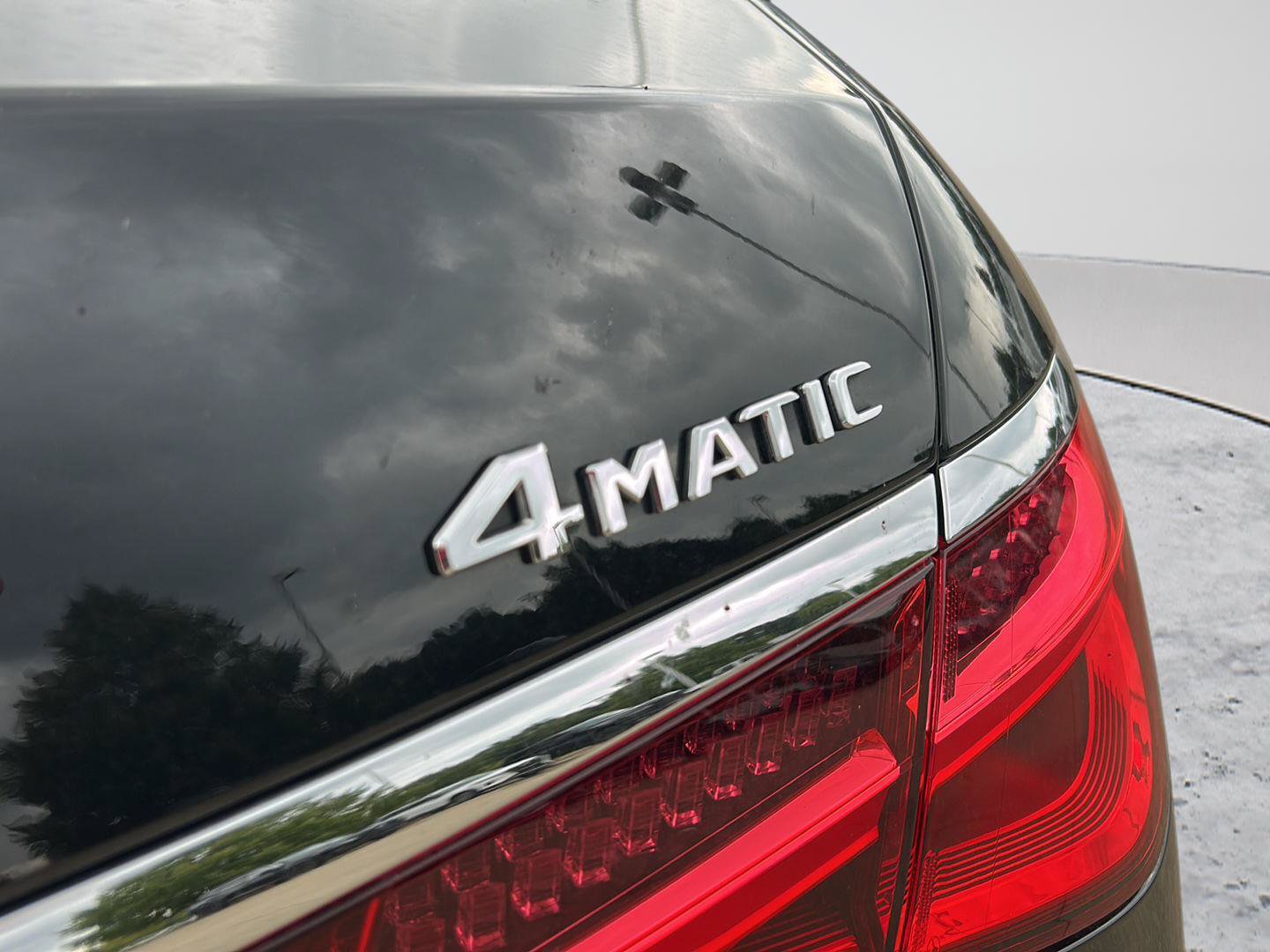 Used 2022 Mercedes-Benz S 500 4MATIC w/ 3D Technology Package image 29