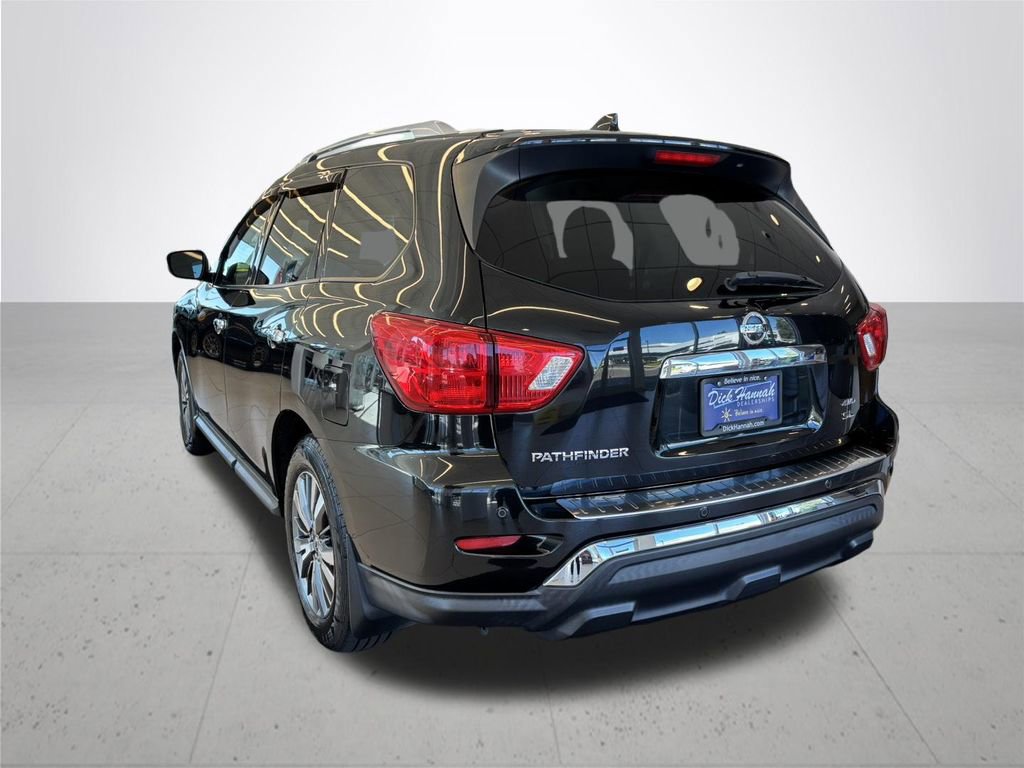 Used 2019 Nissan Pathfinder SL AWD/4WD image 10
