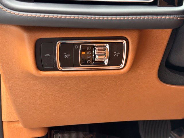 New 2026 Lincoln Aviator Black Label w/ Jet Appearance Package AWD/4WD image 24