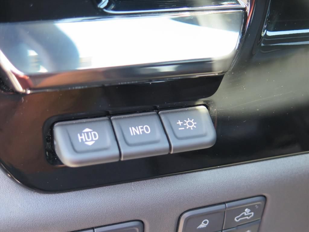 Used 2025 Chevrolet Silverado 1500 ZR2 w/ Technology Package AWD/4WD image 13