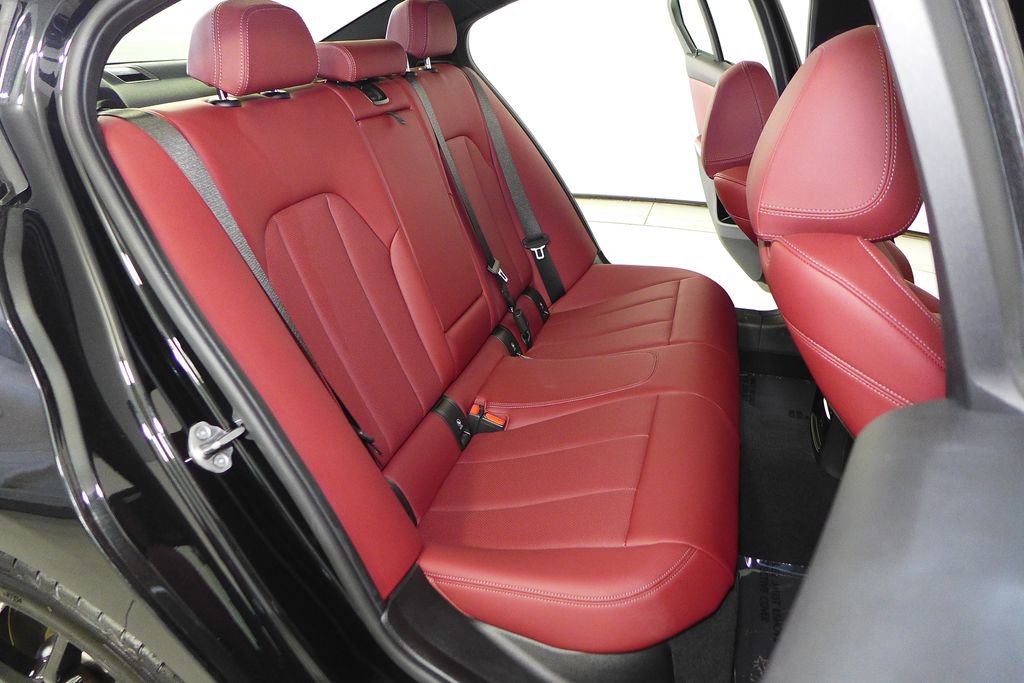 Used 2024 BMW M340i w/ Premium Package image 20