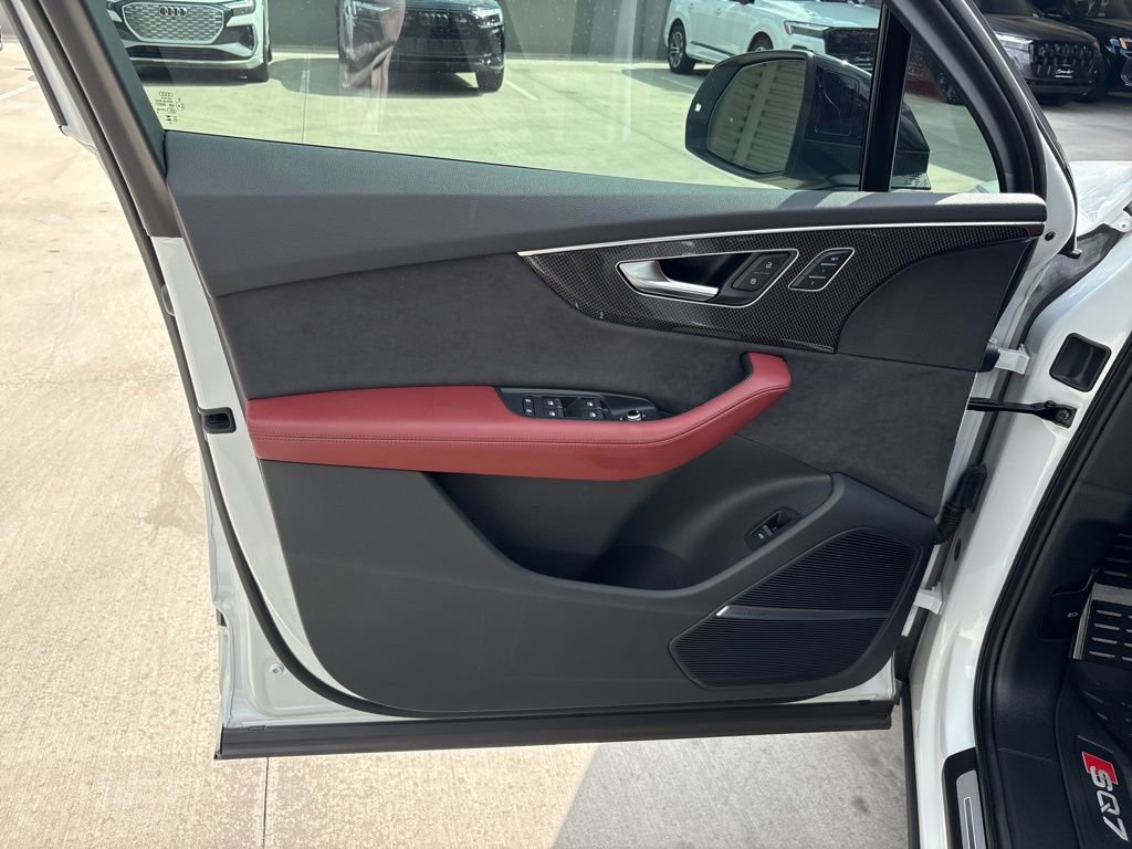 Certified 2023 Audi SQ7 Premium Plus w/ Executive Package AWD/4WD image 10