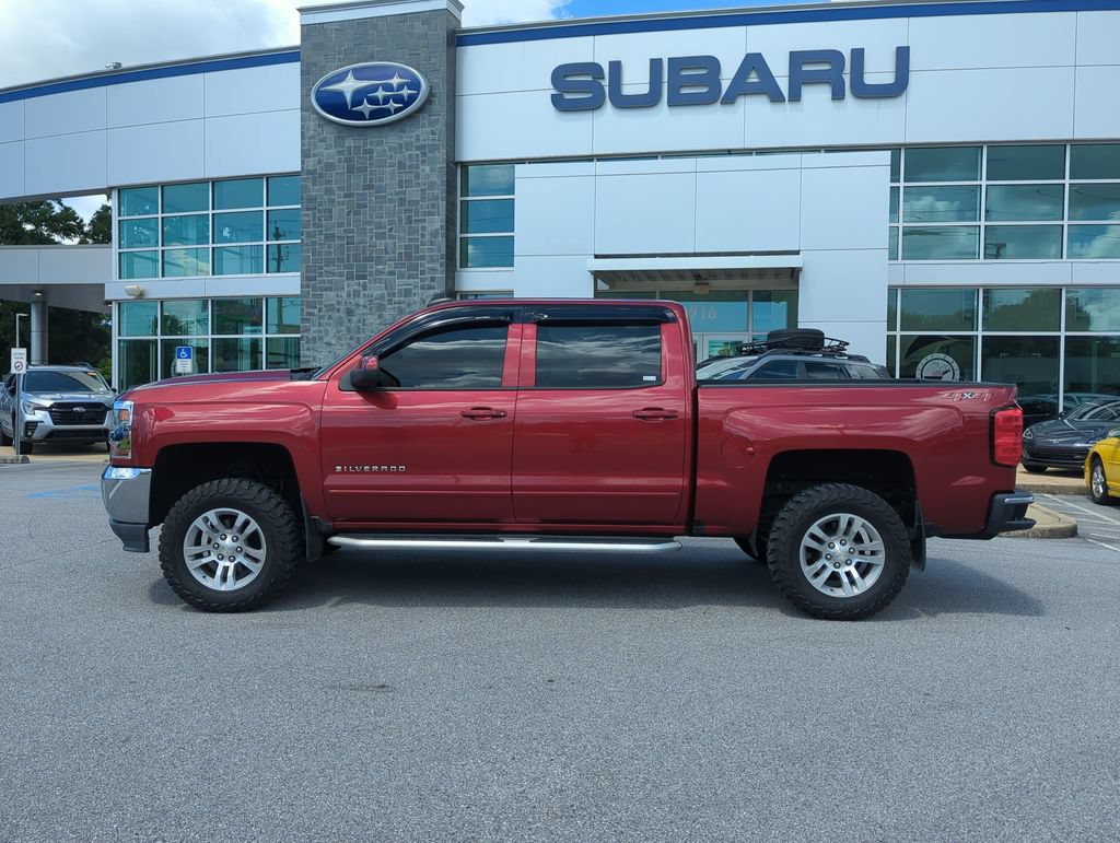 Used 2018 Chevrolet Silverado 1500 LT w/ All Star Edition AWD/4WD image 3