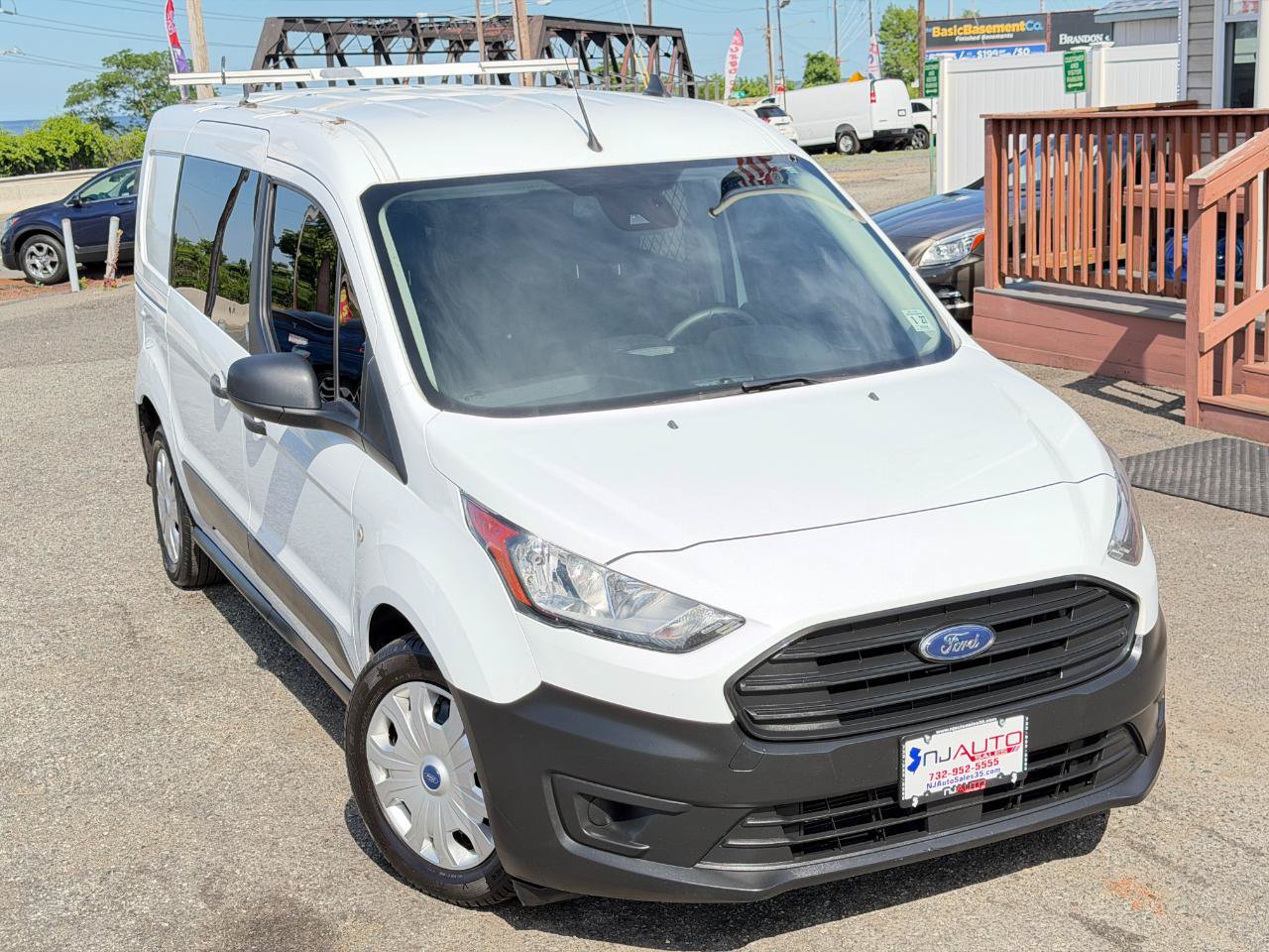 Used 2022 Ford Transit Connect XL FWD image 2