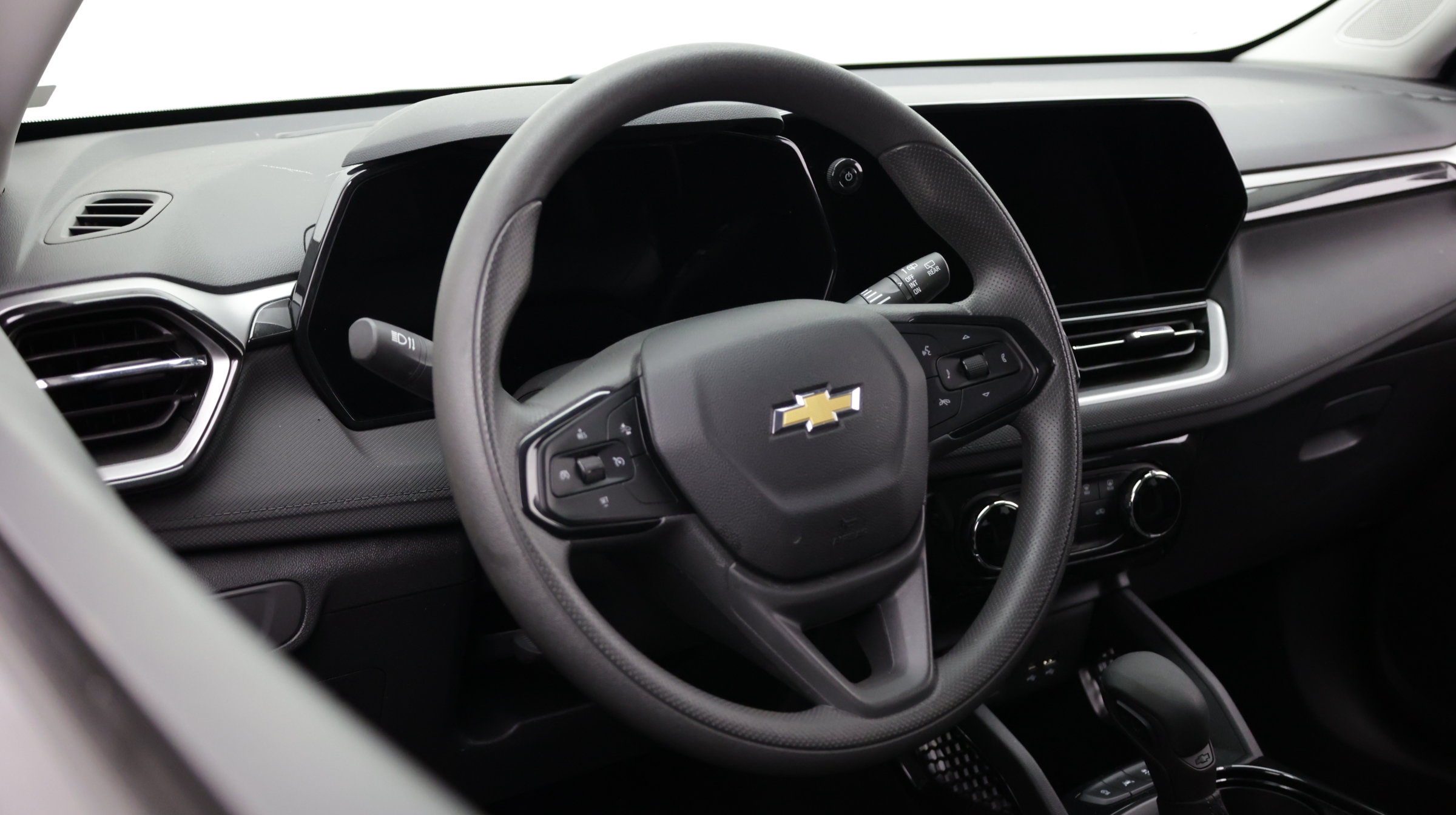 Used 2026 Chevrolet TrailBlazer LT AWD/4WD image 9