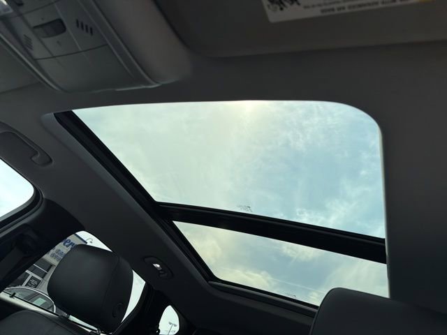 Used 2022 Chevrolet Blazer LT w/ Sound & Technology Package image 35