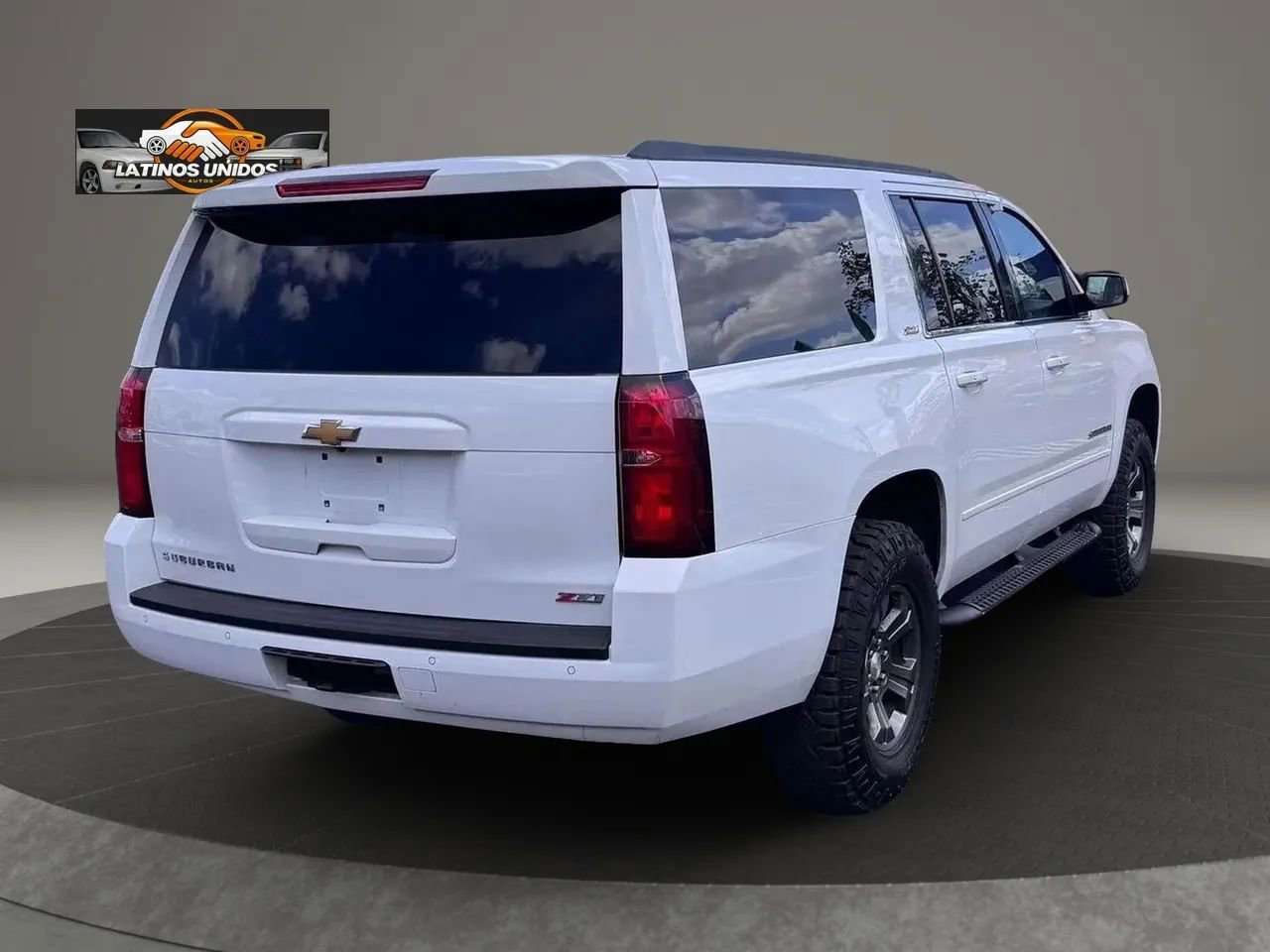 Used 2016 Chevrolet Suburban LT AWD/4WD image 5