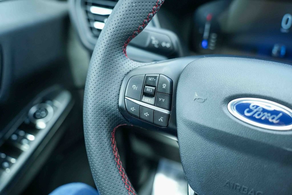 Used 2023 Ford Escape ST-Line Select w/ Tech Pack #1 AWD/4WD image 30