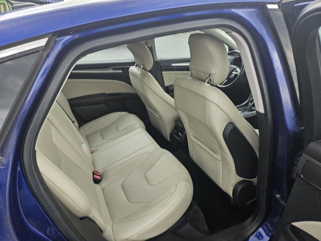 Used 2015 Ford Fusion Titanium image 10