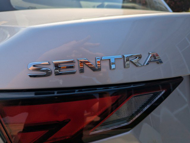 Used 2022 Nissan Sentra SV w/ All-Weather Package FWD image 26