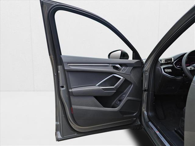 New 2025 Audi Q3 2.0T Premium w/ Convenience Package image 12