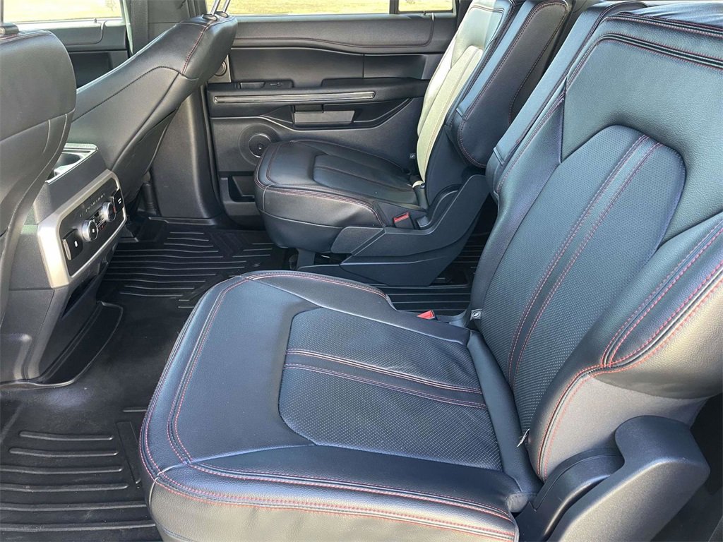 Used 2023 Ford Expedition Max Limited image 12