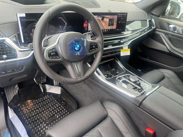 New 2026 BMW X5 xDrive40i w/ M Sport Package AWD/4WD image 15