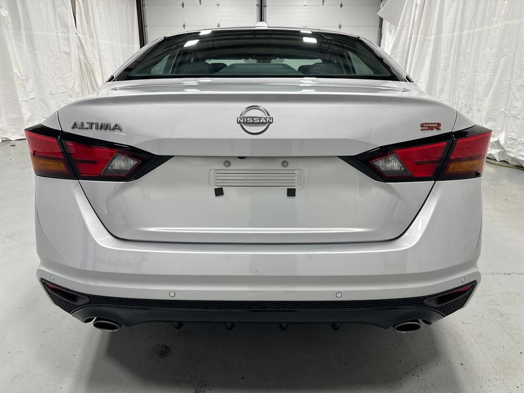 Used 2023 Nissan Altima 2.5 SR FWD image 6