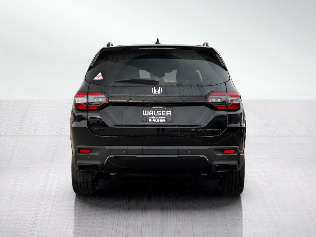 New 2026 Honda Pilot Black Edition image 5