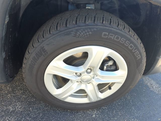 Used 2023 Jeep Compass Sport image 13