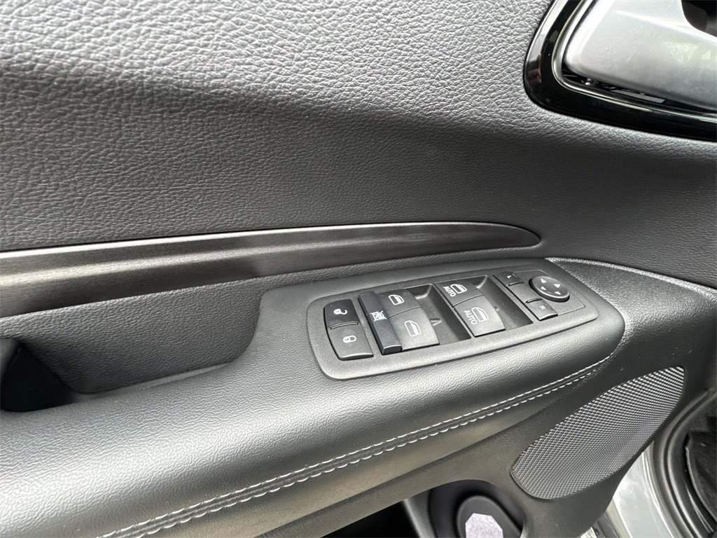 Used 2023 Dodge Durango SXT Launch Edition image 13