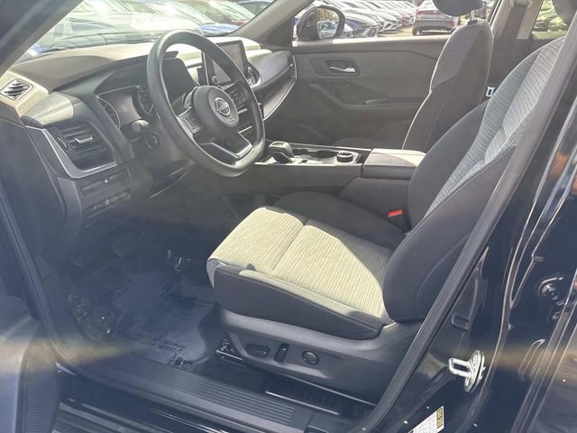Used 2023 Nissan Rogue SV image 19