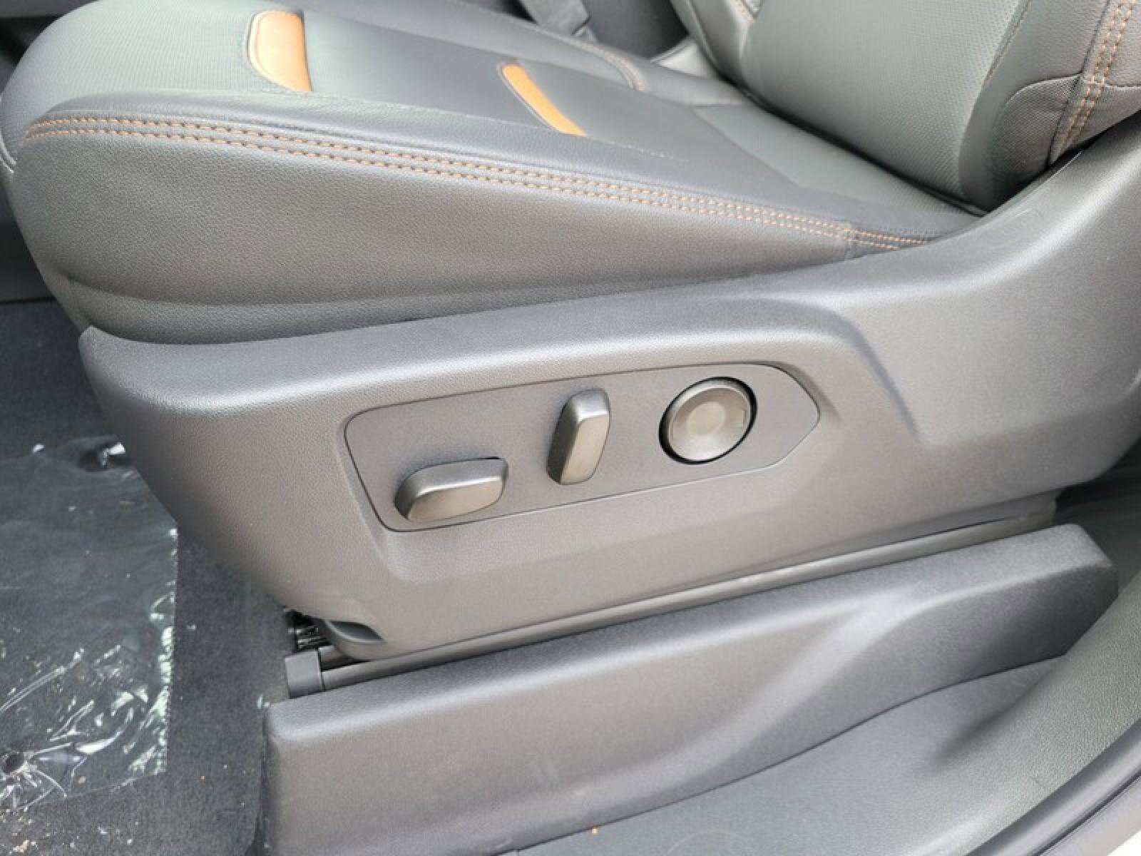 New 2026 GMC Sierra 3500 AT4 w/ AT4 Premium Plus Package image 23