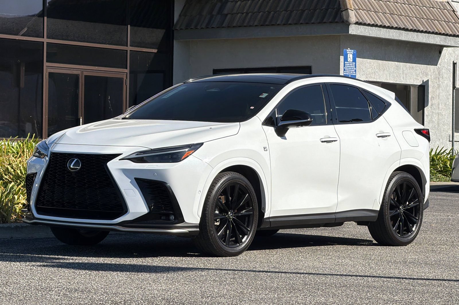 Used 2025 Lexus NX 450h+ F Sport w/ Accessory Package (2T) AWD/4WD image 9