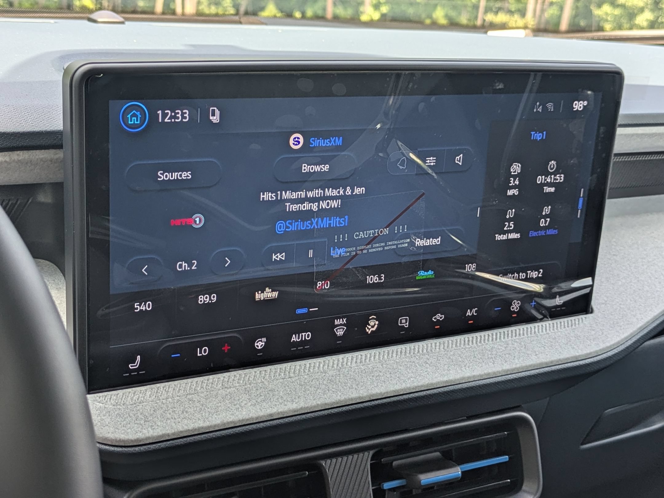 New 2026 Ford Maverick XLT w/ XLT Luxury Package FWD image 17