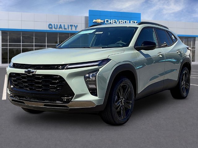 New 2026 Chevrolet Trax ACTIV w/ Driver Confidence Package FWD image 2