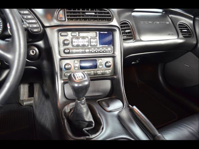 Used 1999 Chevrolet Corvette Convertible w/ Performance Handling Pkg RWD image 14