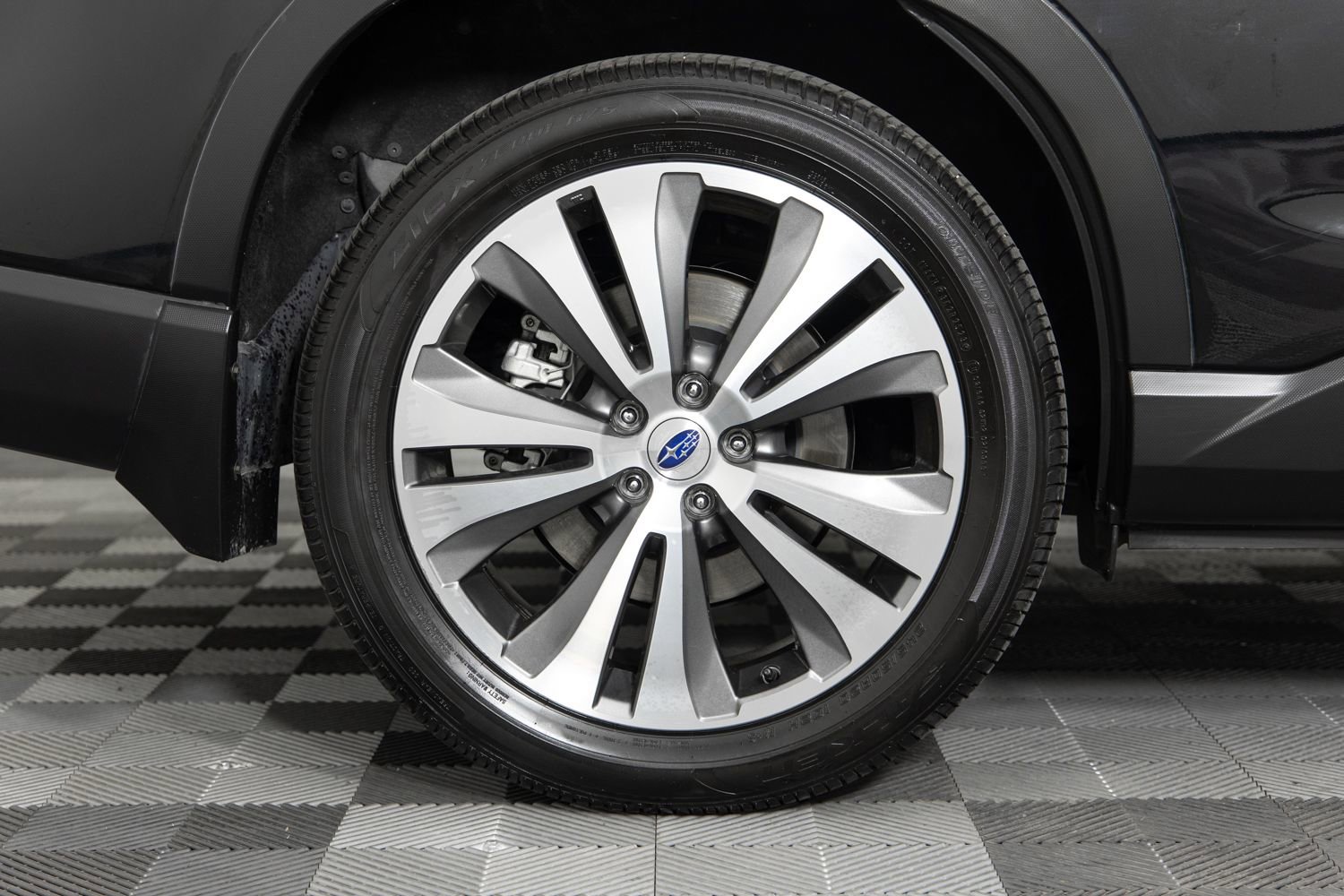 Used 2019 Subaru Ascent Limited w/ Popular Package #2 AWD/4WD image 41