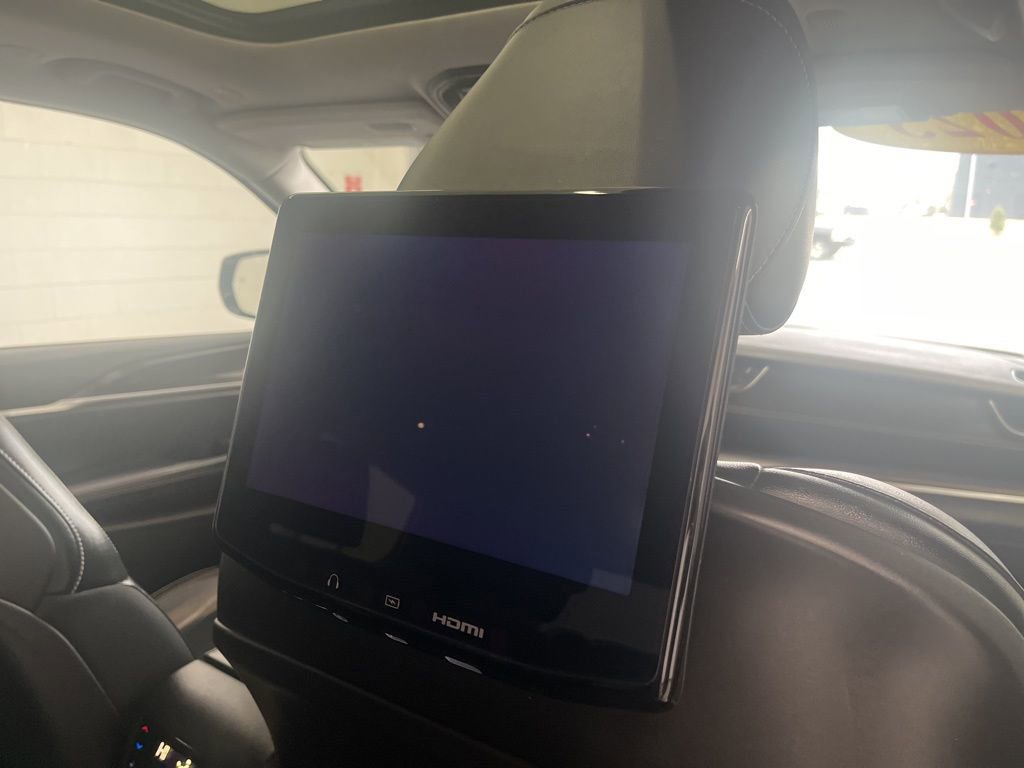 Used 2023 Jeep Grand Cherokee L Limited w/ Rear Seat Video Group I image 37