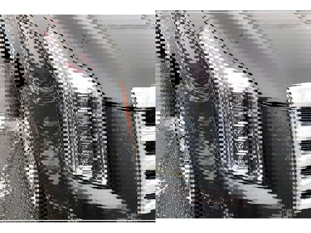 Used 2016 Cadillac Escalade Premium image 30