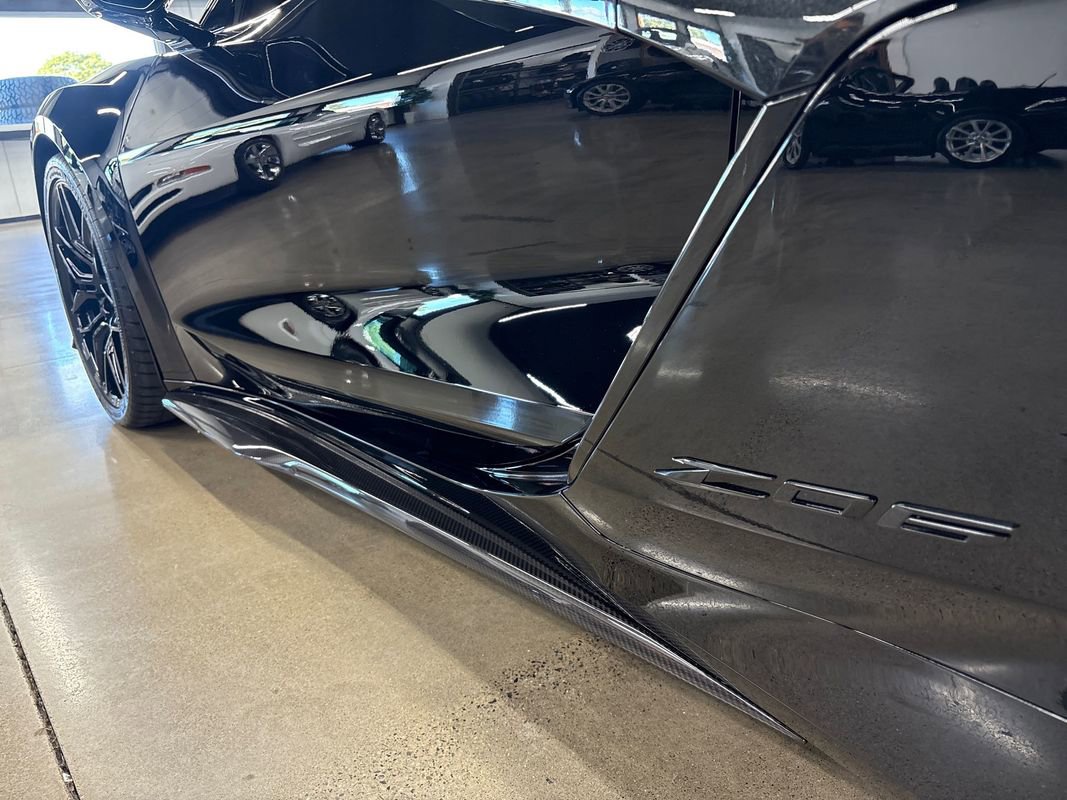 Used 2025 Chevrolet Corvette Z06 image 40