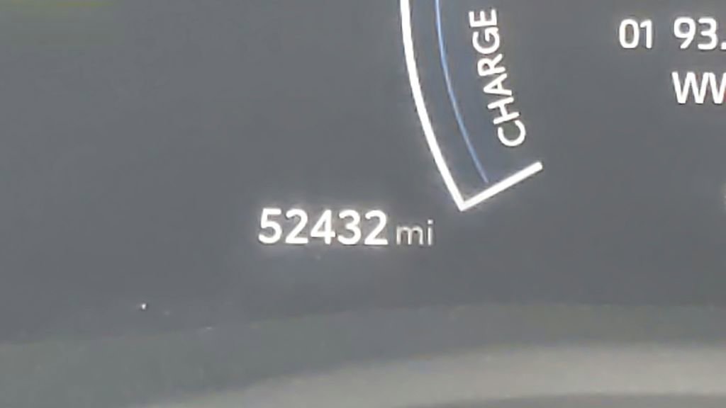 Used 2025 Toyota Camry SE image 25