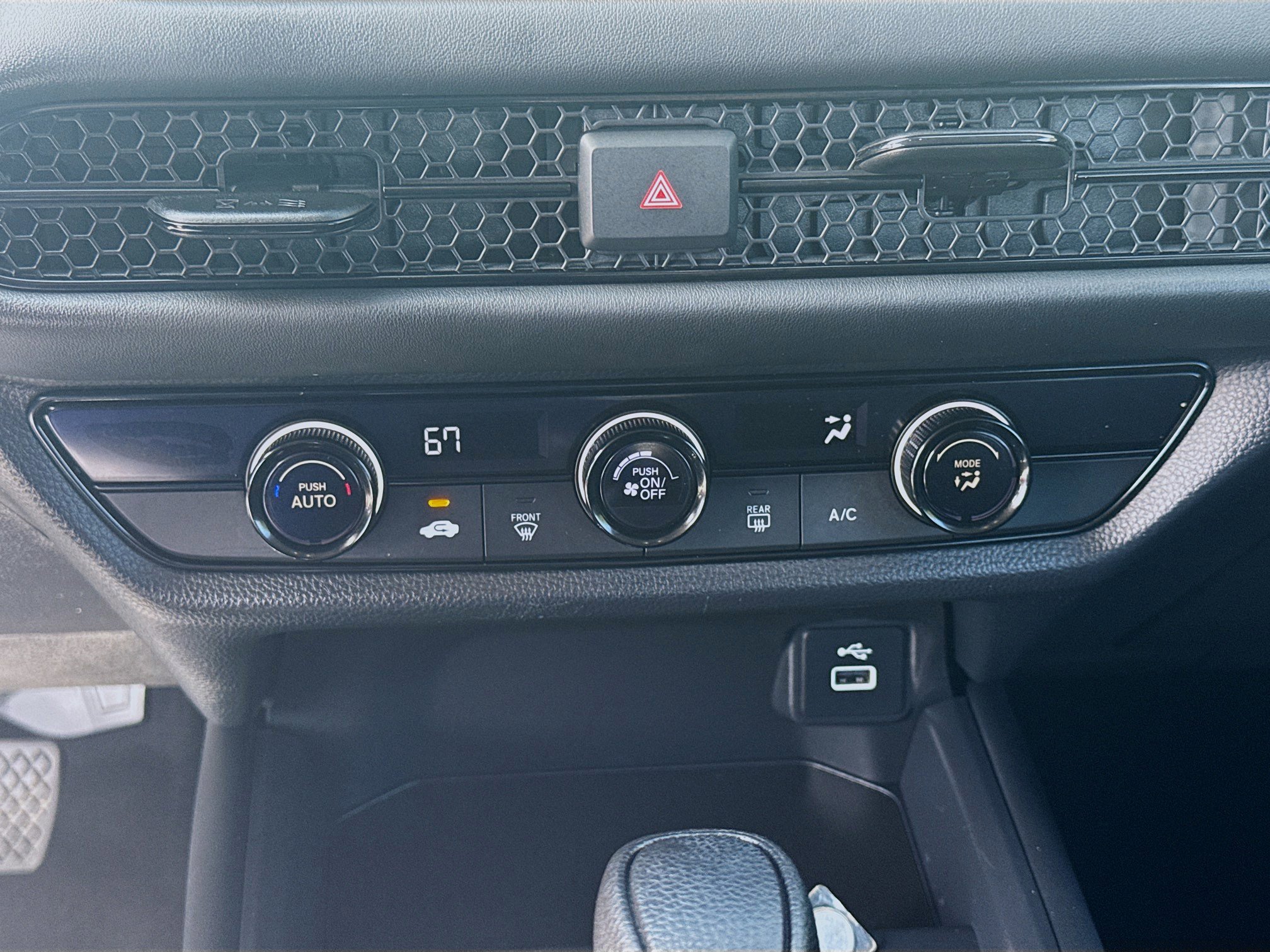 Certified 2025 Honda HR-V LX image 14