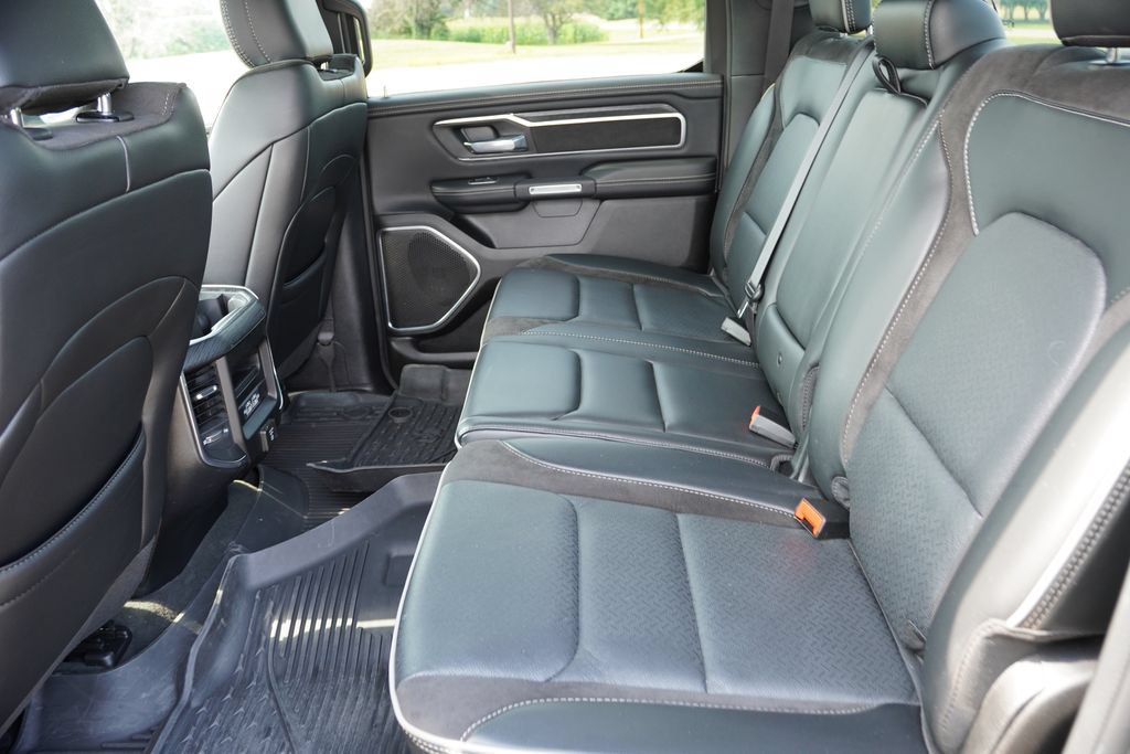 Used 2024 RAM 1500 Laramie AWD/4WD image 18