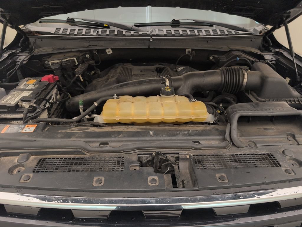 Used 2019 Ford Expedition Limited w/ Equipment Group 303A AWD/4WD image 31