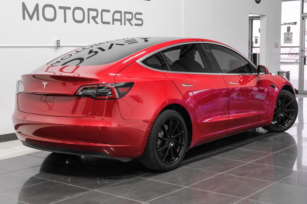 Used 2018 Tesla Model 3 Long Range image 10