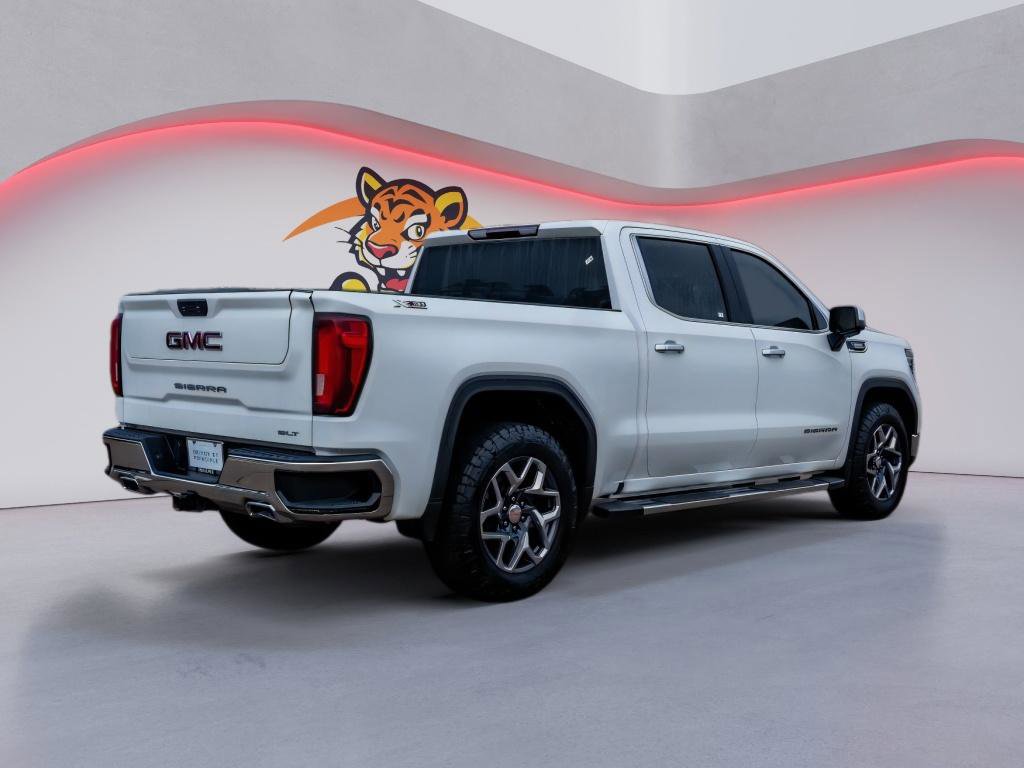 Used 2023 GMC Sierra 1500 SLT w/ SLT Premium Package AWD/4WD image 5