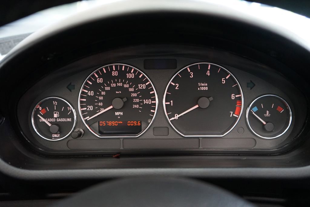 Used 2001 BMW Z3 3.0i RWD image 41