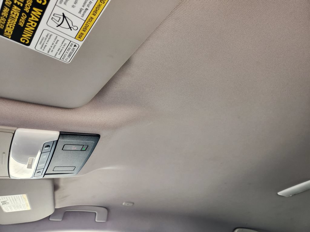 Used 2023 Nissan Rogue SV FWD image 25